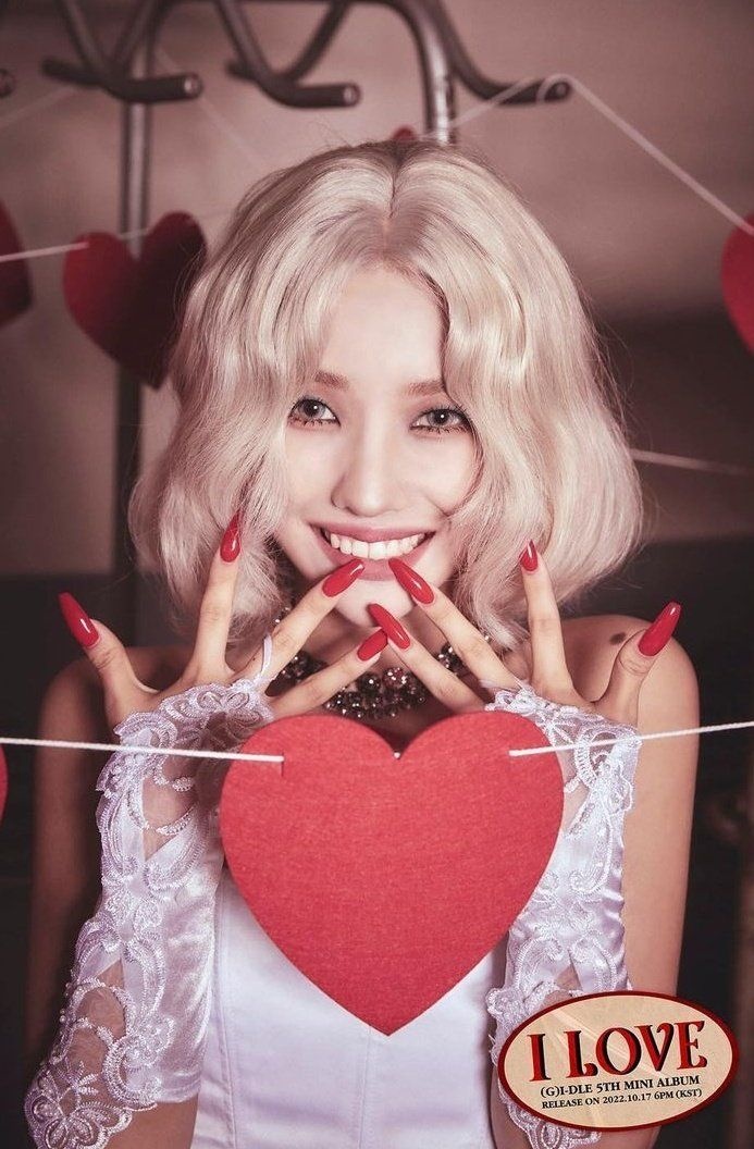 Soyeon bi chi trich anh 5