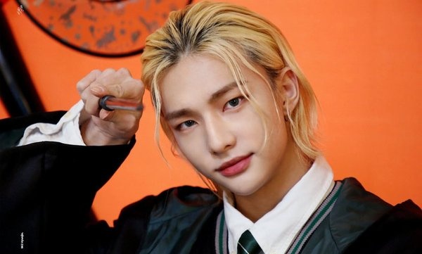 Nguoi gay bat ngo khi duoc binh chon dep trai nhi the gioi hinh anh