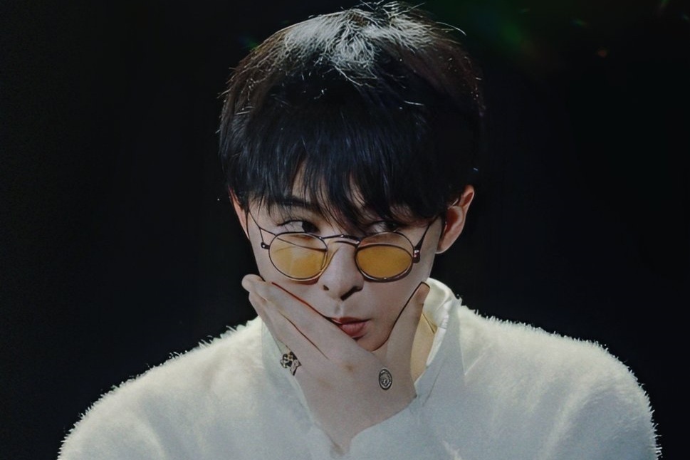 G-Dragon tai xuat va tuong lai cua YG Entertainment hinh anh