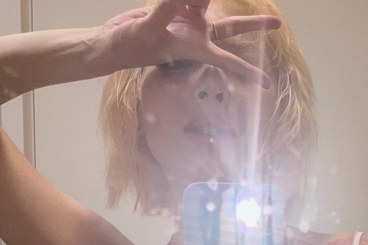 Dien mao moi cua HyunA sau khi chia tay ban trai hinh anh