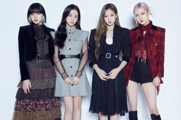 Phu huynh lo ngai con cai doi mua Gucci, Dior vi than tuong lam dai su hinh anh