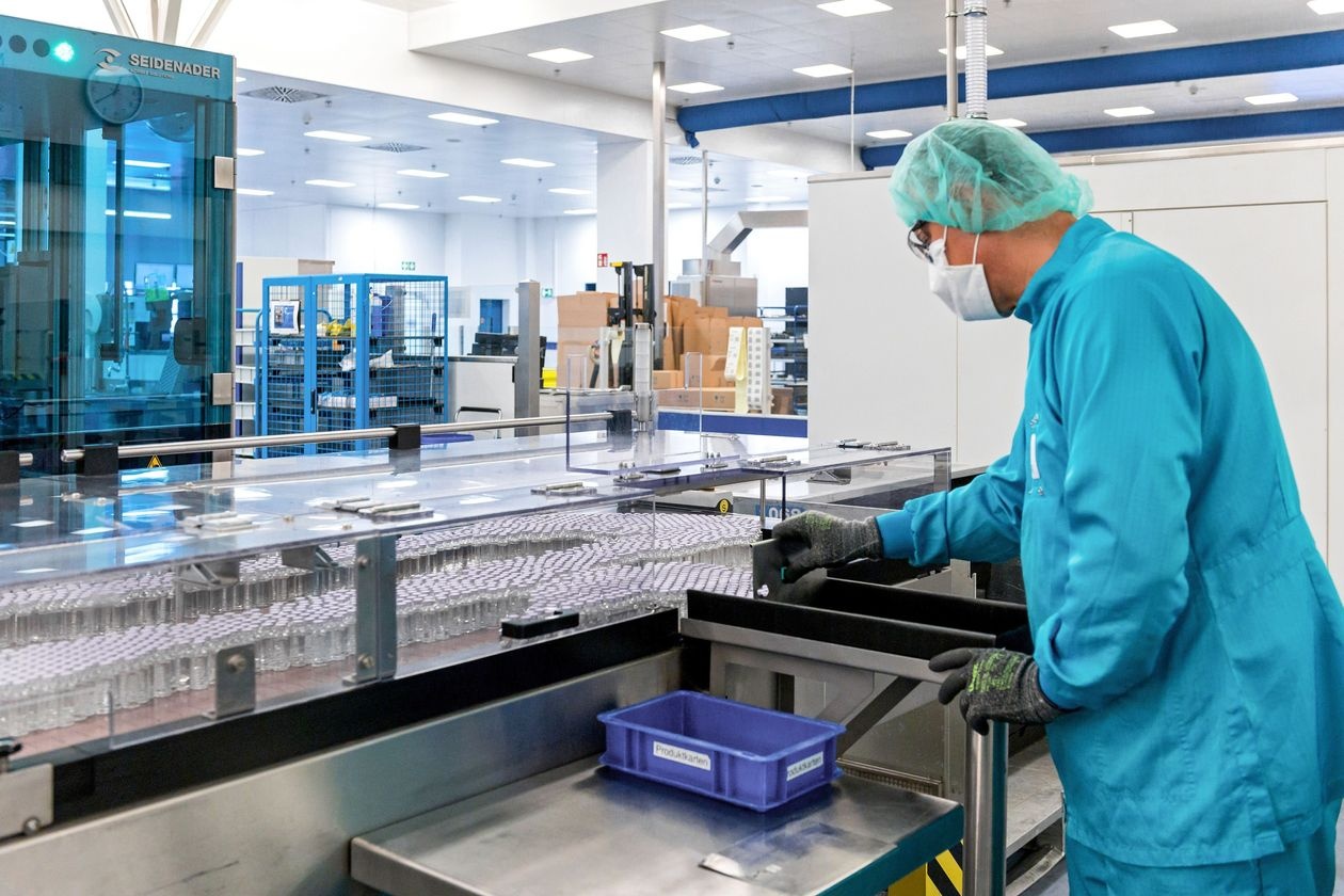 Lien minh bat thuong giua dai dich Covid-19 hinh anh