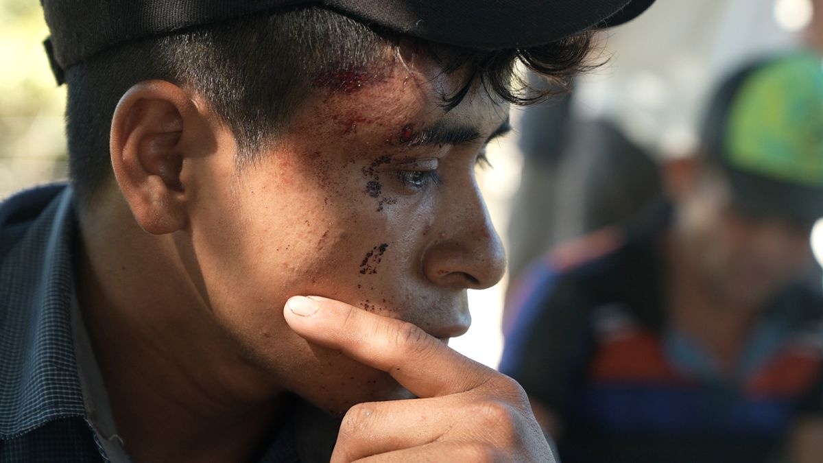 Vi 'giac mo My', 2 anh em di bo 2.400 km qua cung duong chet choc hinh anh