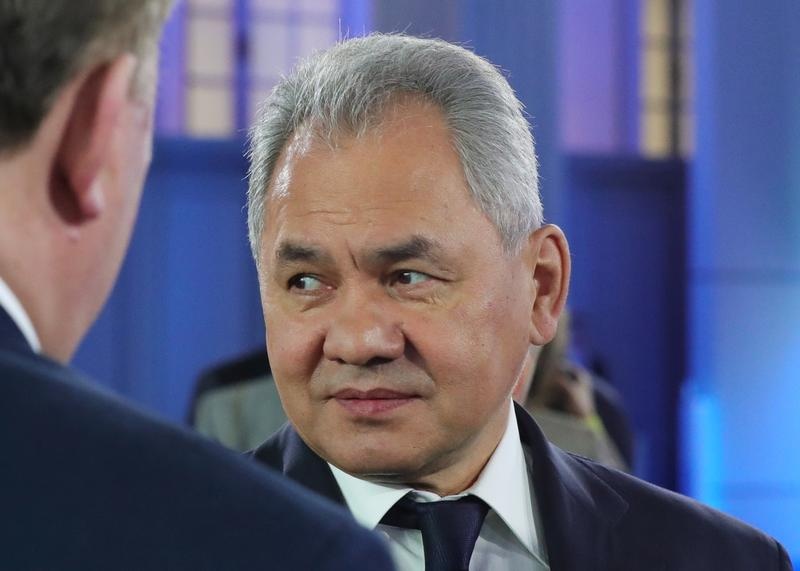 Bo truong Quoc phong Nga giam sat tap tran o Crimea hinh anh