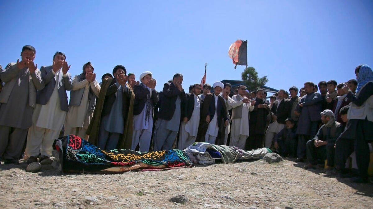 tan cong truong hoc o Afghanistan anh 4