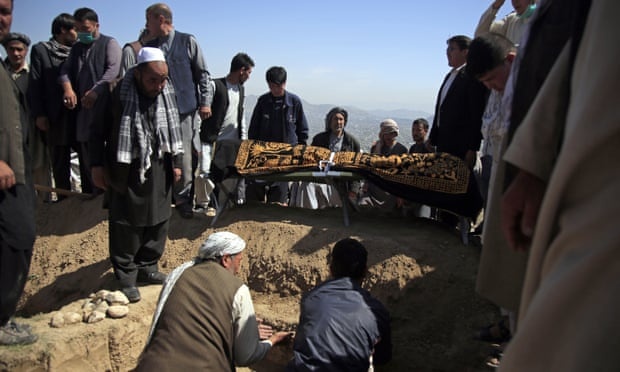 tan cong truong hoc o Afghanistan anh 2