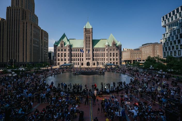 Mot nam tu ngay thay doi nuoc My hinh anh