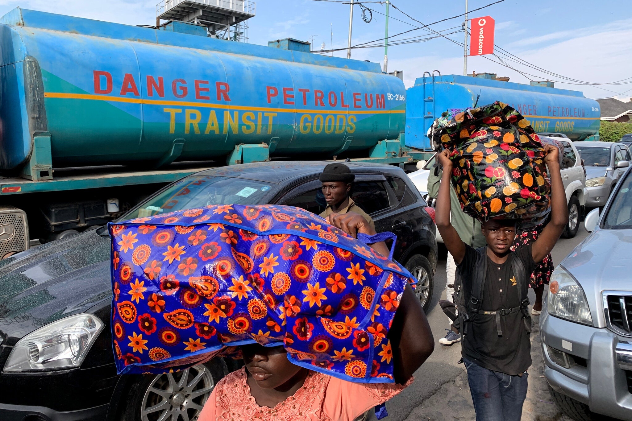 Congo so tan vi nui lua anh 6