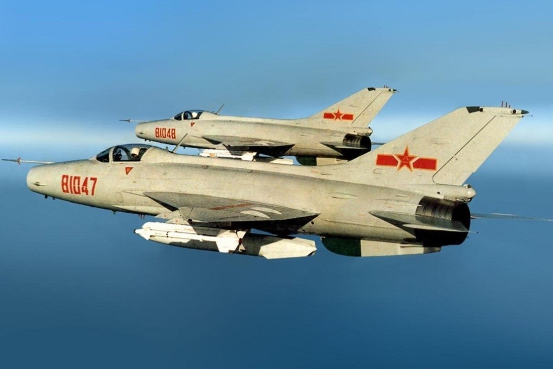 Dai Loan xuat kich may bay chan chien dau co Trung Quoc di vao ADIZ hinh anh