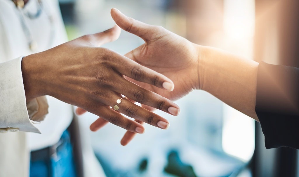 bat tay sau dai dich Covid-19 anh 2