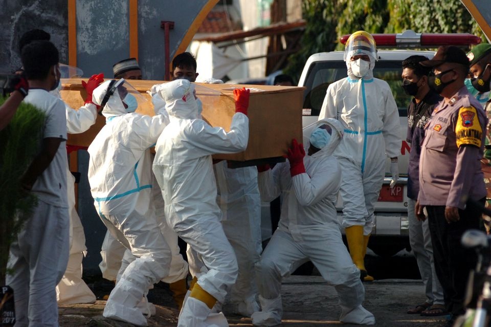 Covid-19 o Indonesia anh 1