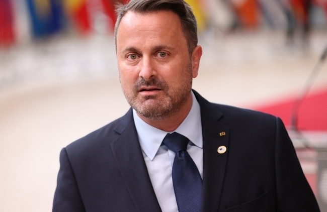 Thu tuong Luxembourg trong tinh trang 'nghiem trong' do mac Covid-19 hinh anh