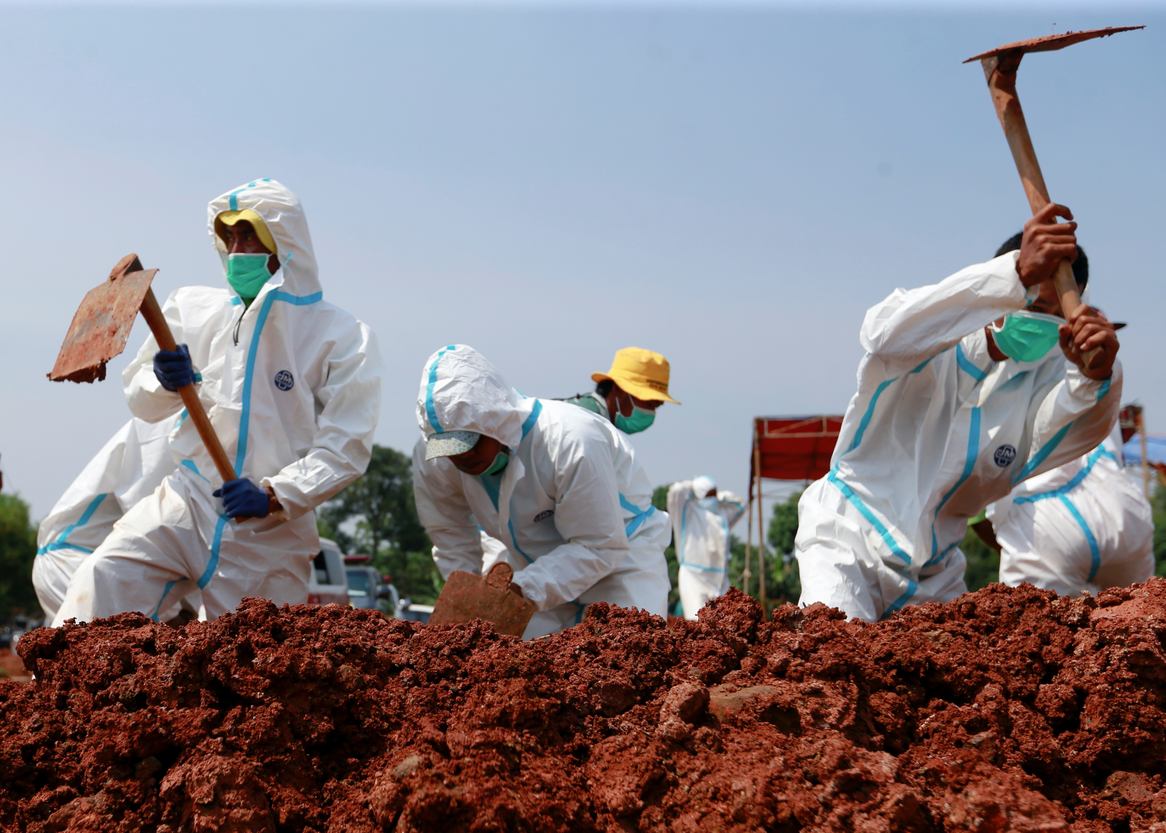 Ky nghi khien Indonesia thanh 'tam chan' dich Covid-19 hinh anh