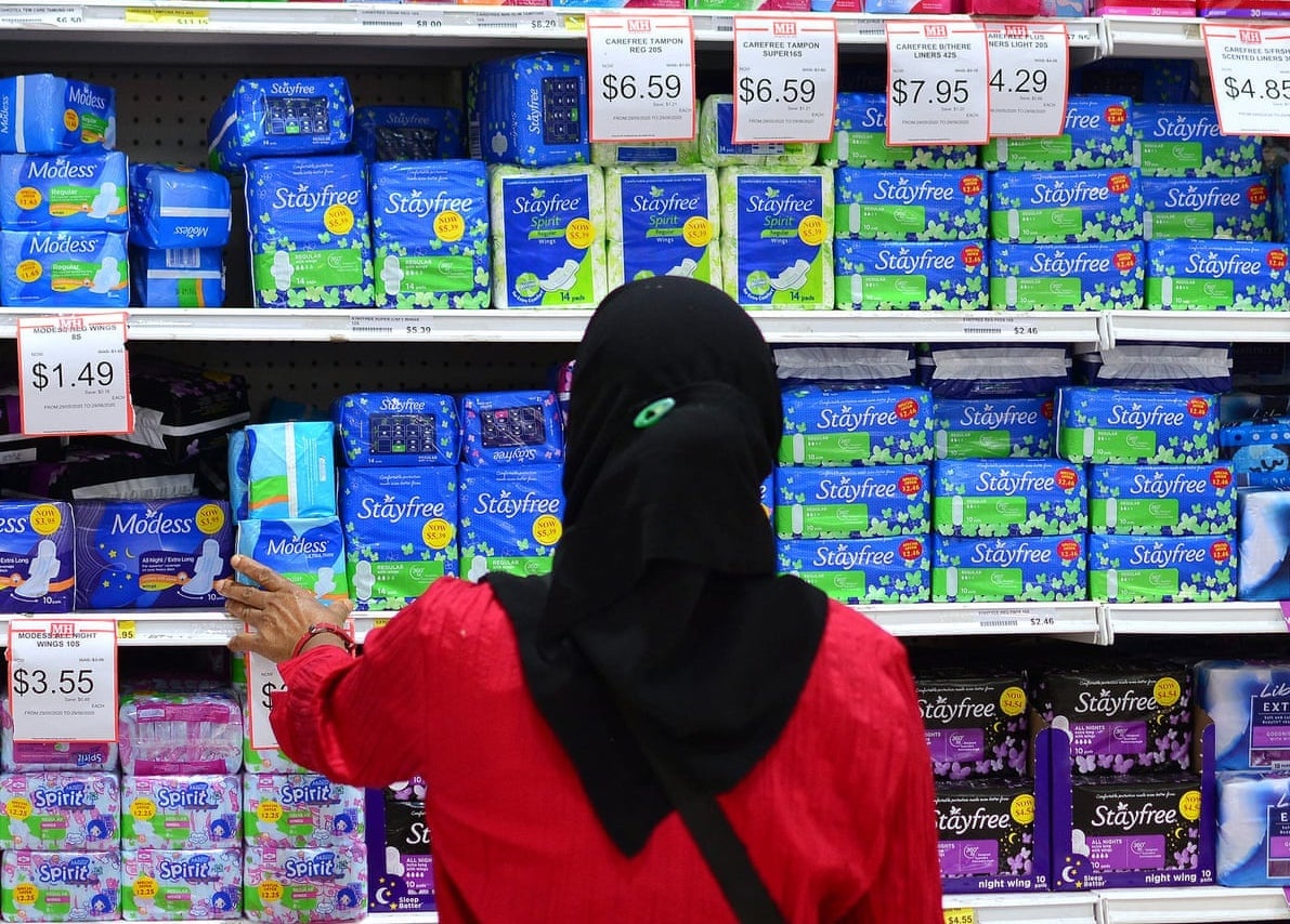 bang ve sinh la mat hang thiet yeu anh 2