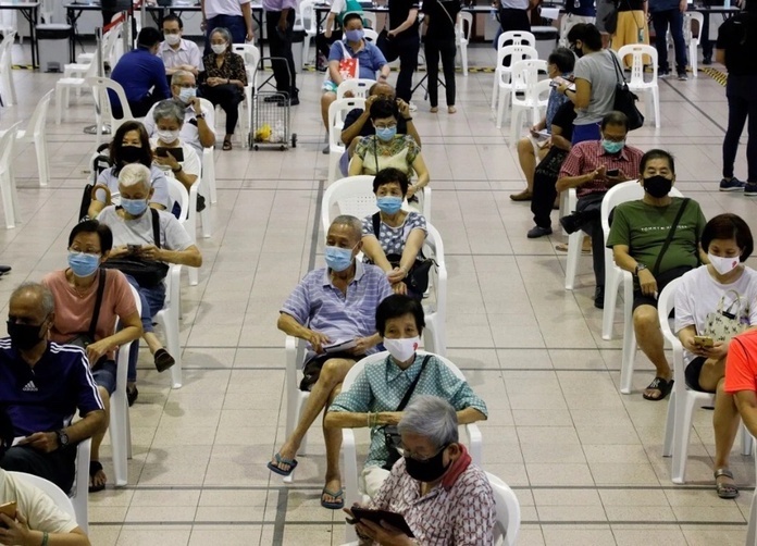 Chien luoc chong dich cua nuoc DNA co 70% dan so tiem vaccine Covid-19 hinh anh