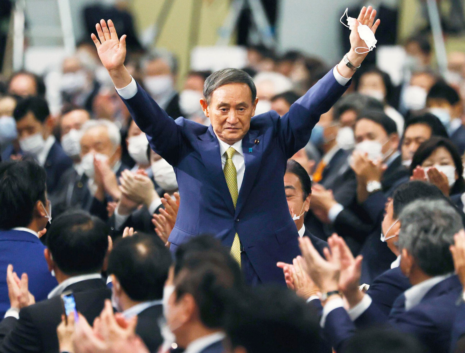 Thu tuong Yoshihide Suga anh 2