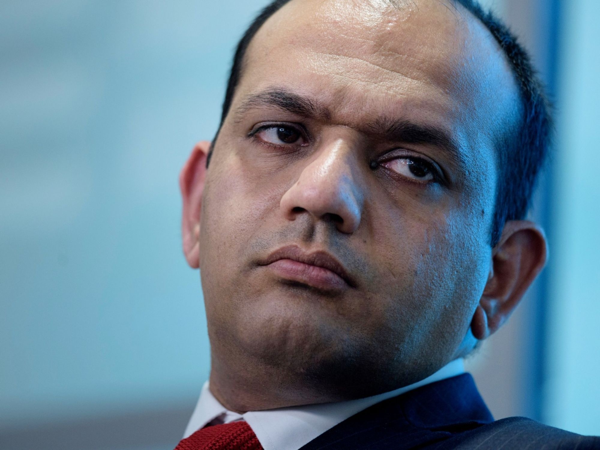 cuu bo truong tai chinh Afghanistan la tai xe Uber anh 4