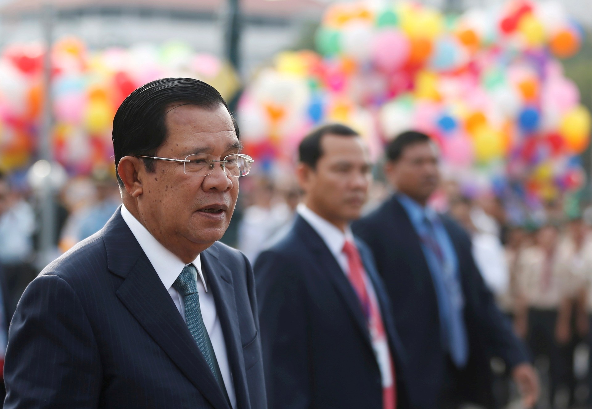 Bao Anh dinh chinh thong tin sai su that ve Thu tuong Hun Sen hinh anh