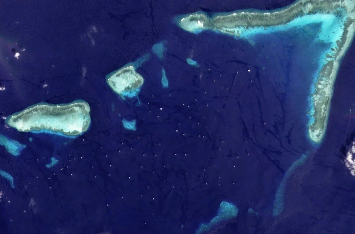 Yeu cau Trung Quoc rut tau ca khoi vung bien cua Viet Nam hinh anh