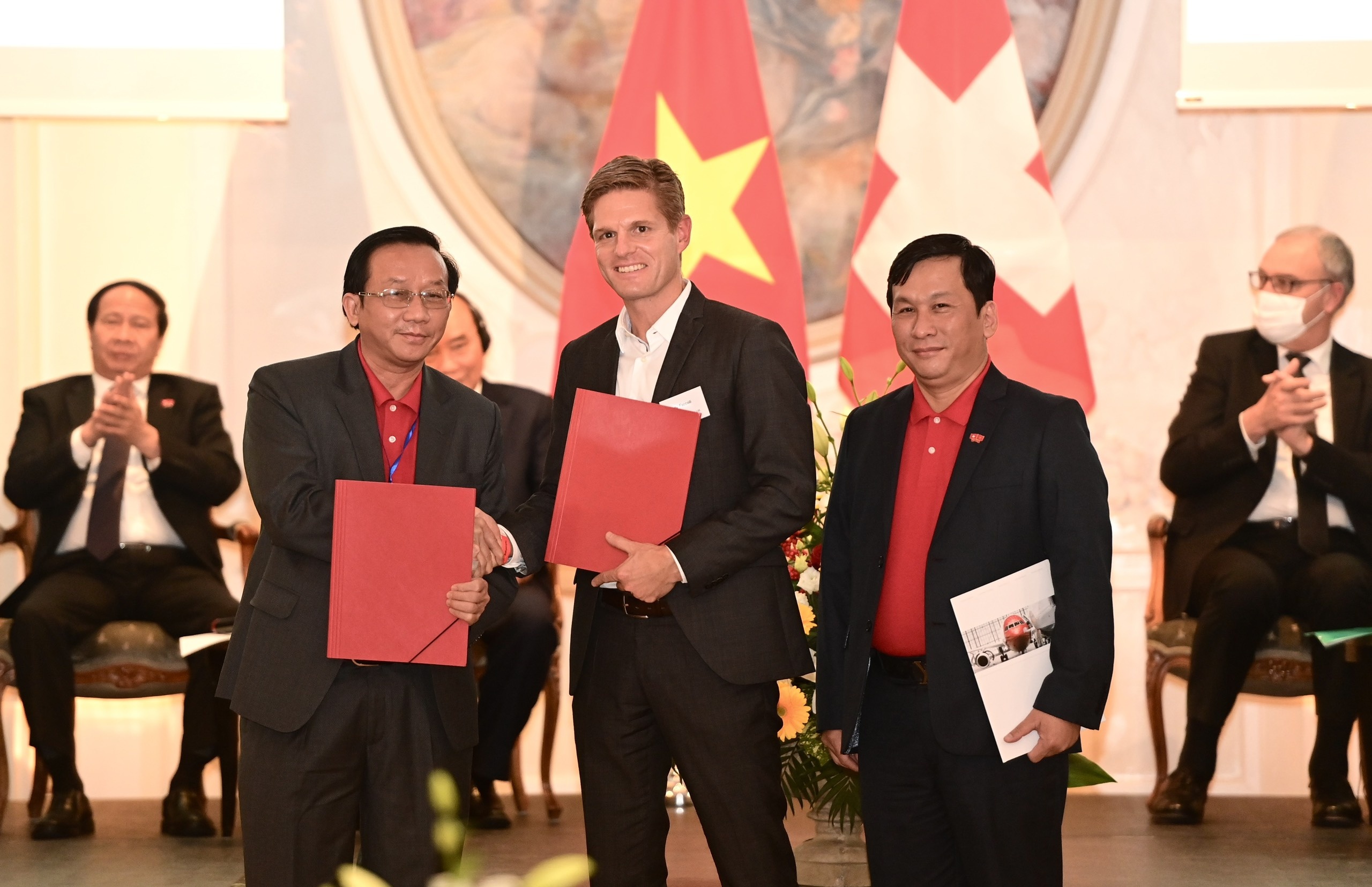 Chu tich nuoc tham thuy si anh 4