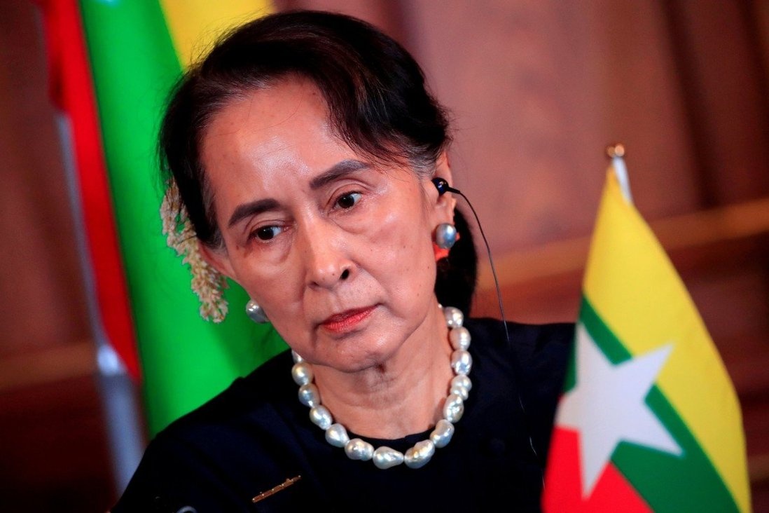 Them cao buoc moi nham vao ba Aung San Suu Kyi hinh anh