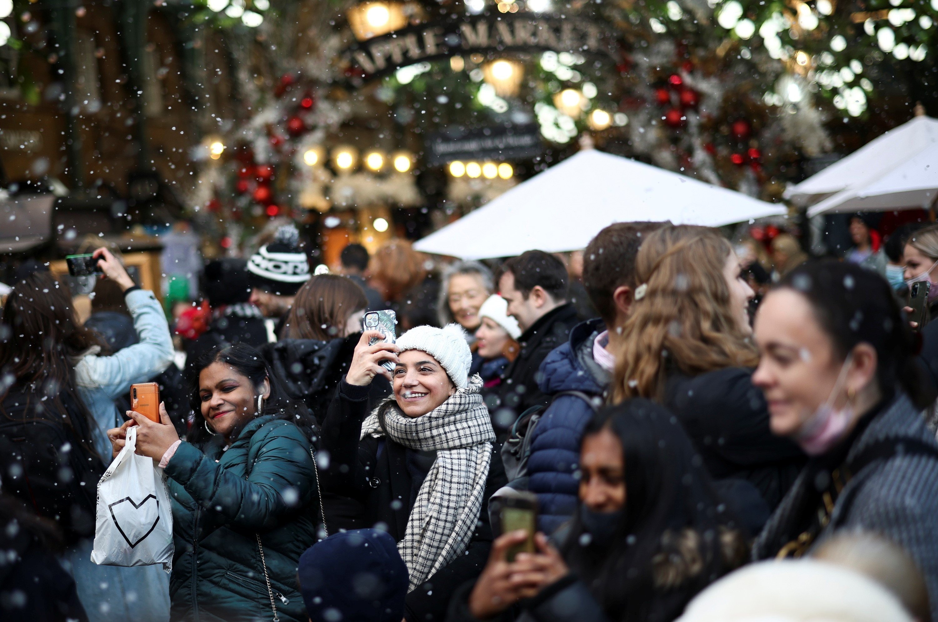 su kien chinh tri anh 12