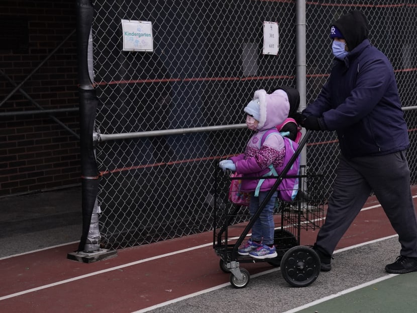 truong hoc My hoan mo cua vi Omicron anh 8