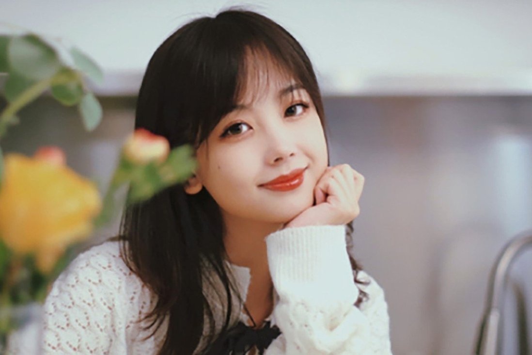 Nu phong vien noi tieng Trung Quoc bi boi moc qua khu hinh anh