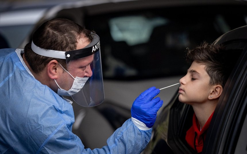 trieu chung Covid-19 anh 2