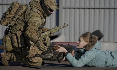 Canada rut binh si khoi Ukraine hinh anh