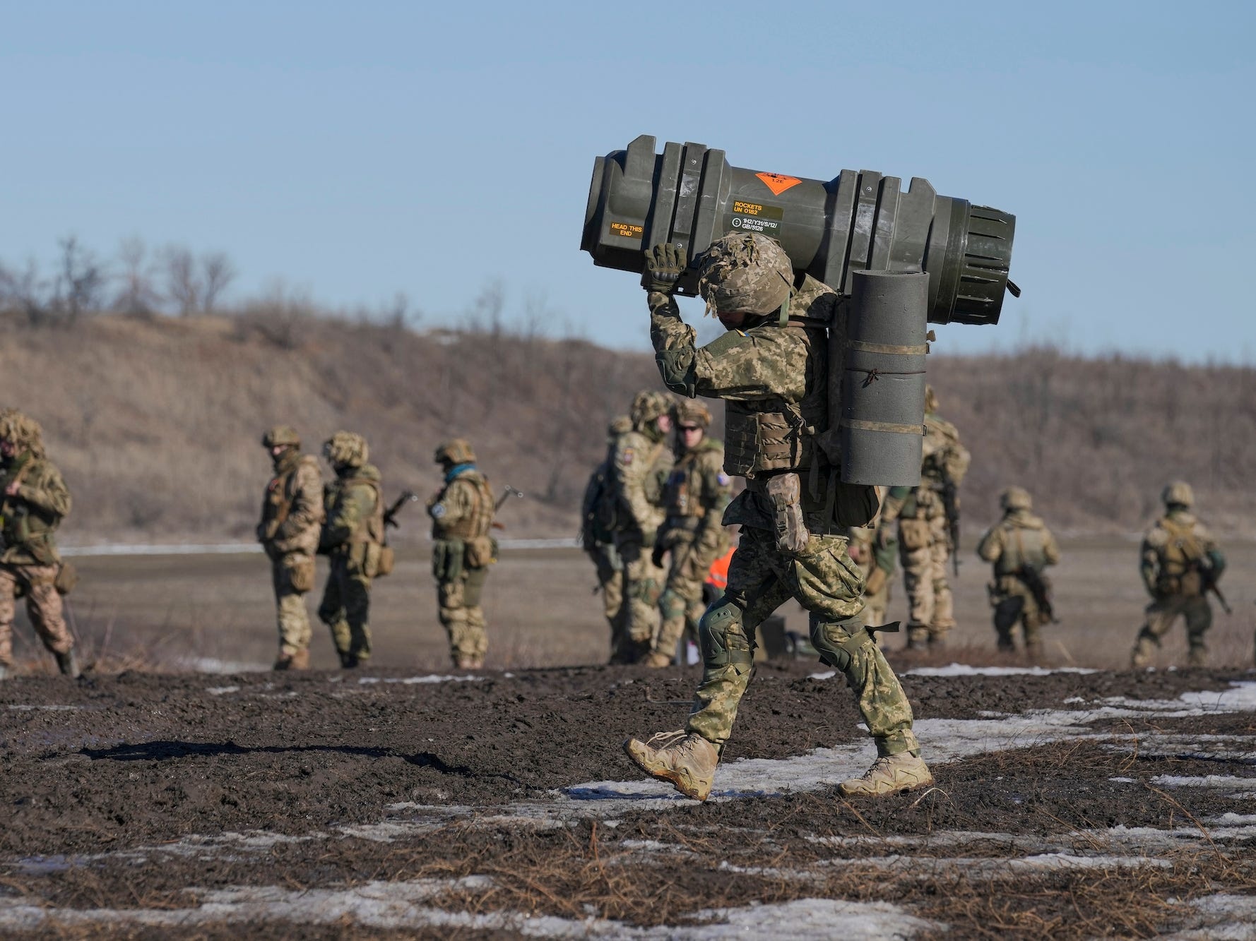 Quan doi Ukraine chong lai Nga anh 1