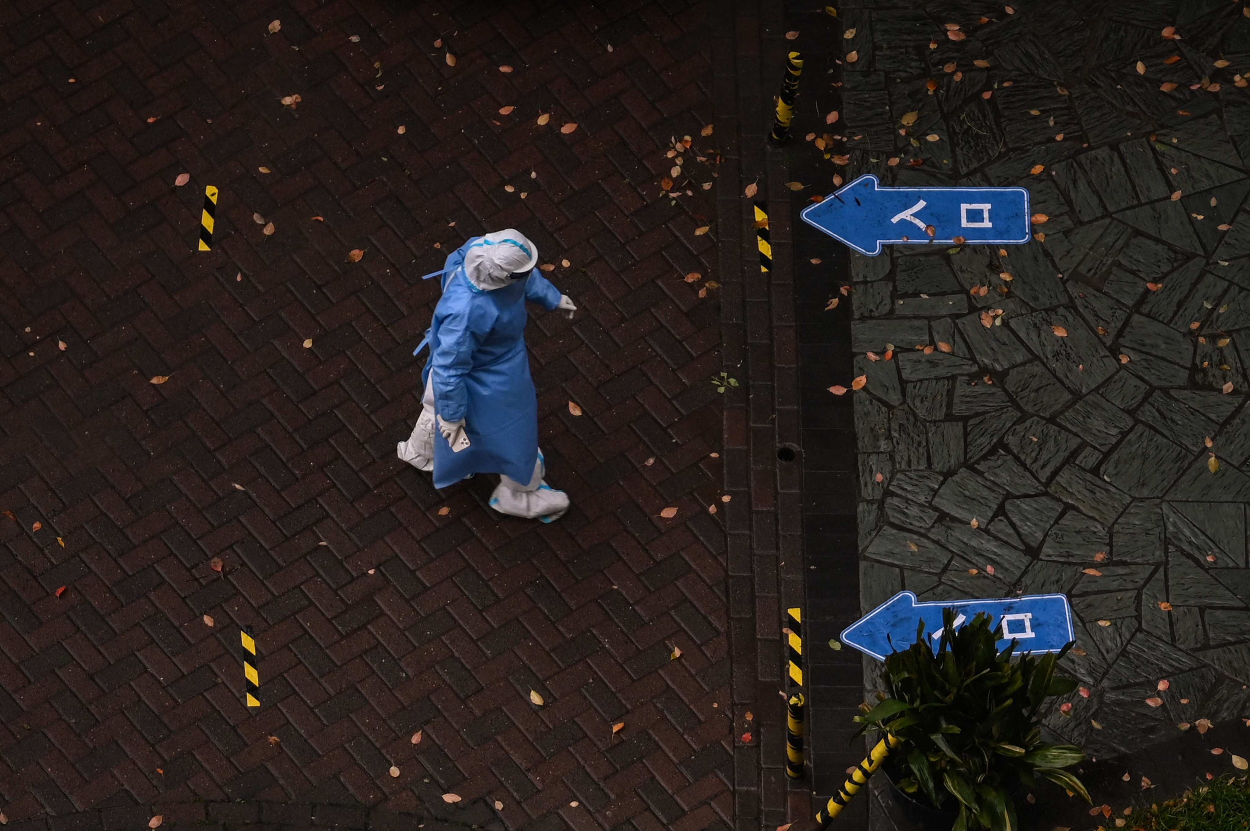 Cai chet bi an cua nhan vien y te Thuong Hai hinh anh