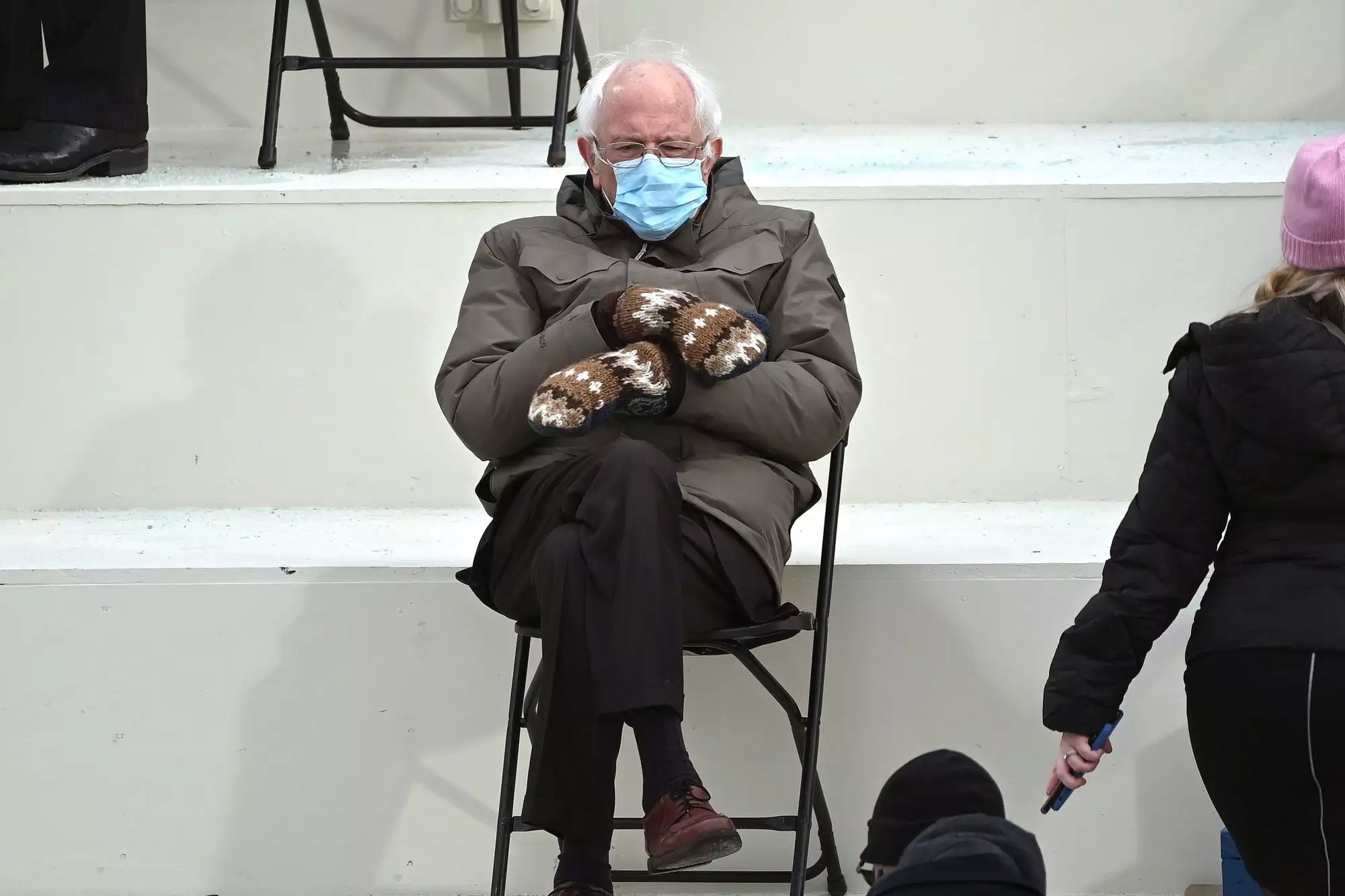 Dau hieu Bernie Sanders, Elizabeth Warren tro lai duong dua tong thong hinh anh