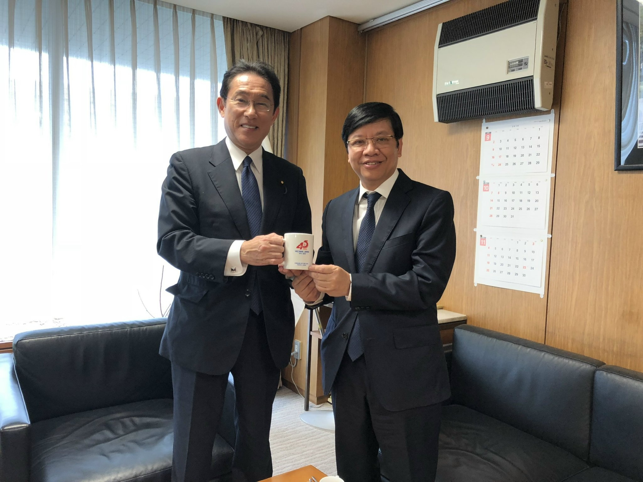 thu tuong Nhat Ban toi Viet Nam anh 3