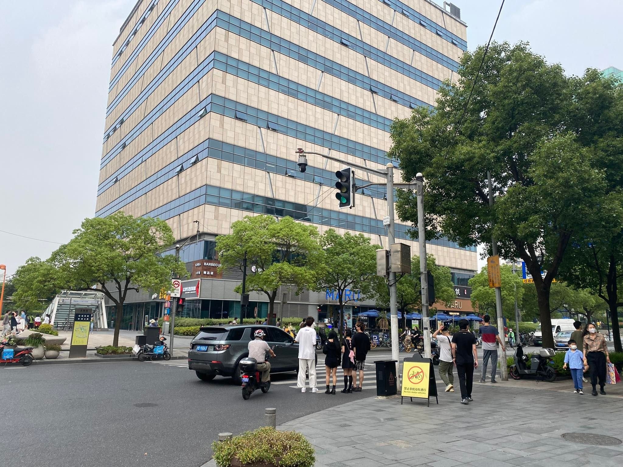 Thuong Hai do phong toa anh 2