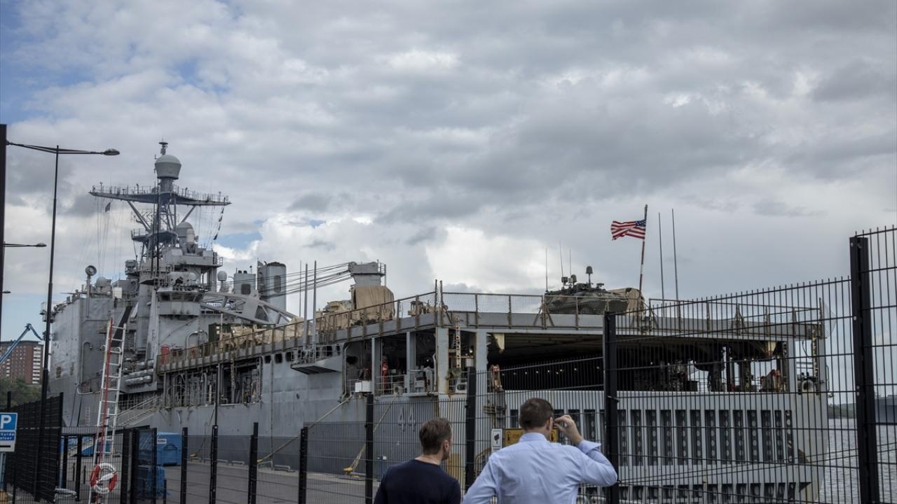 Hon 40 chien ham NATO den Stockholm anh 2