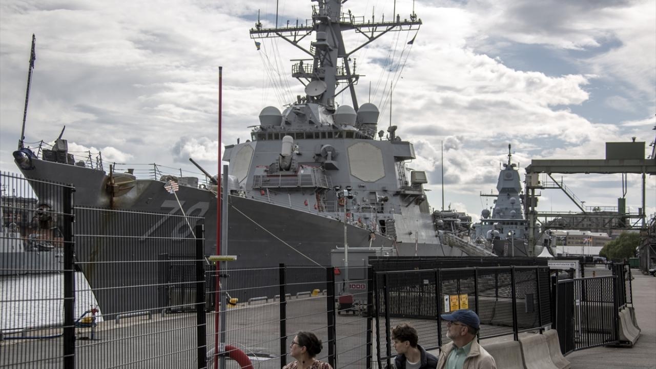 Hon 40 chien ham NATO den Stockholm anh 5