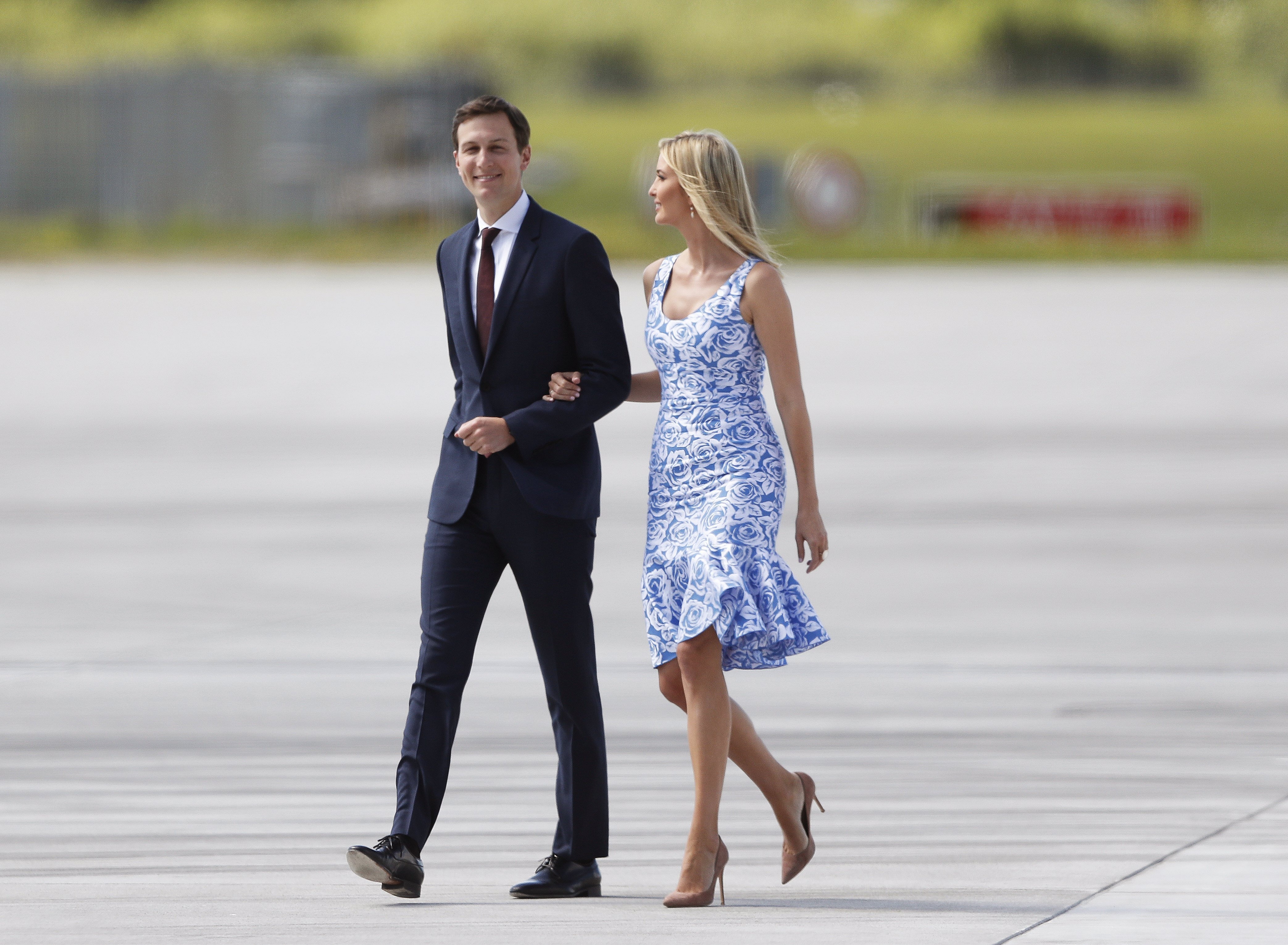 Con re ong Trump bi ung thu khi lam co van Nha Trang hinh anh