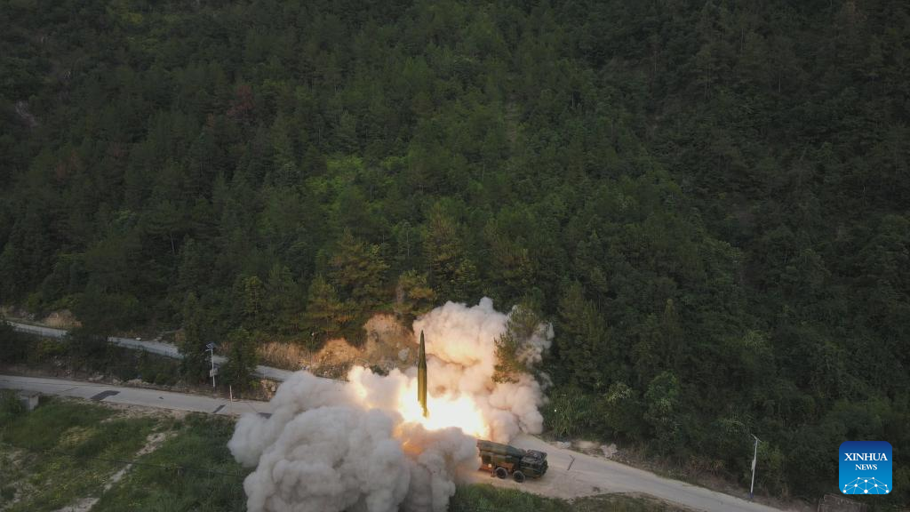 trung quoc tap tran quanh dai loan anh 1