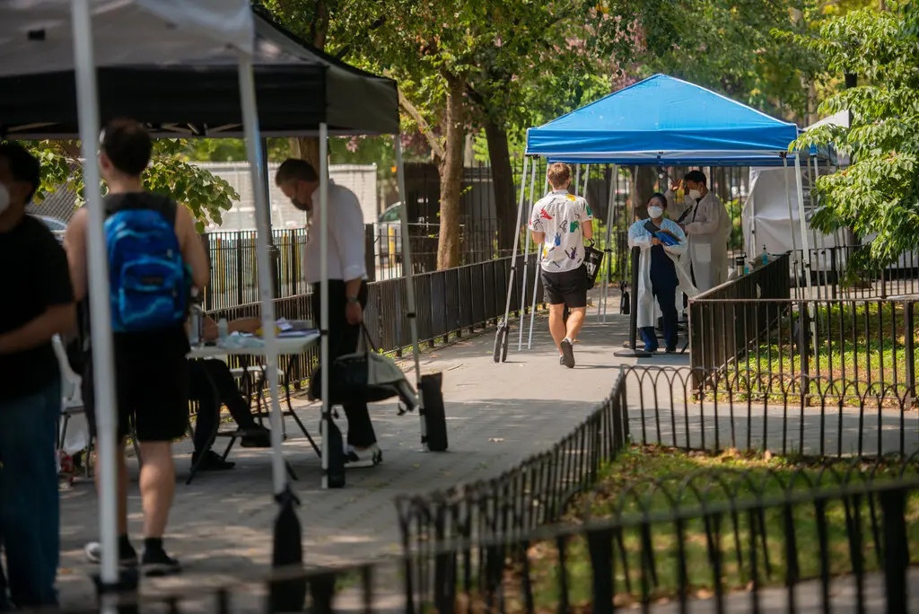 vaccine dau mua khi anh 4