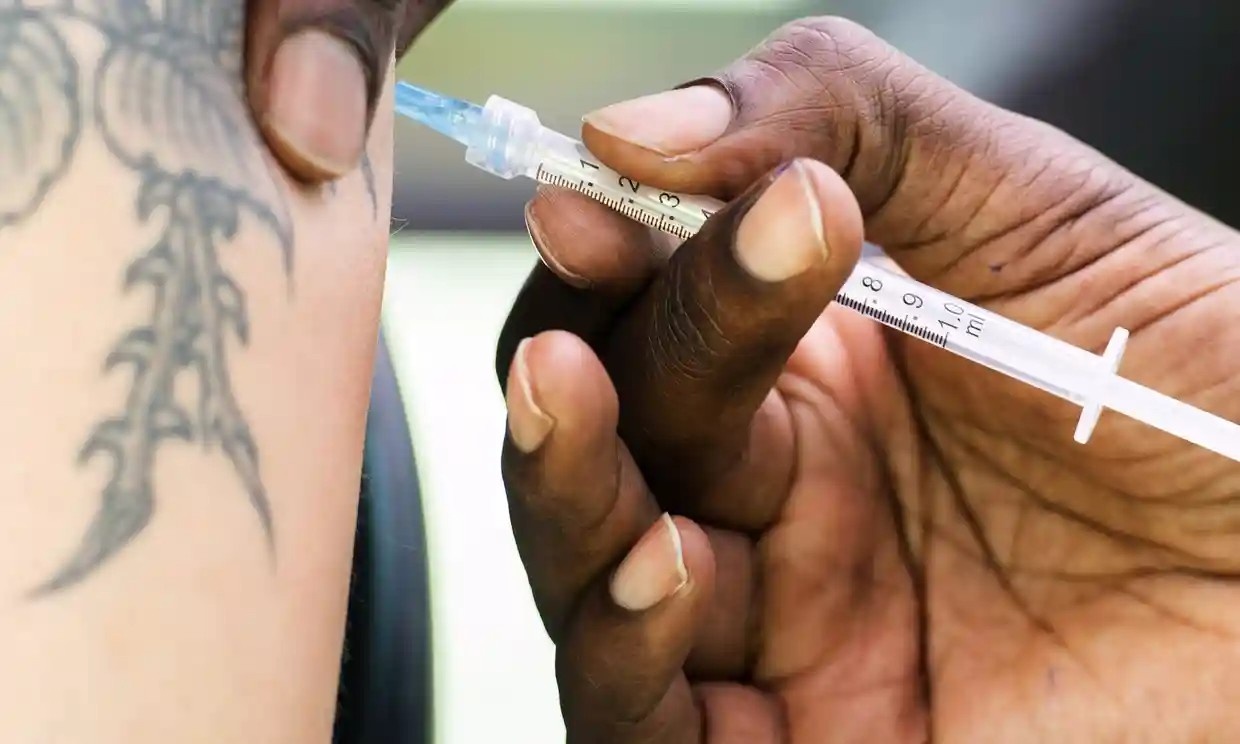 Mot su bat binh dang nhuc nhoi tai dien voi benh dau mua khi hinh anh