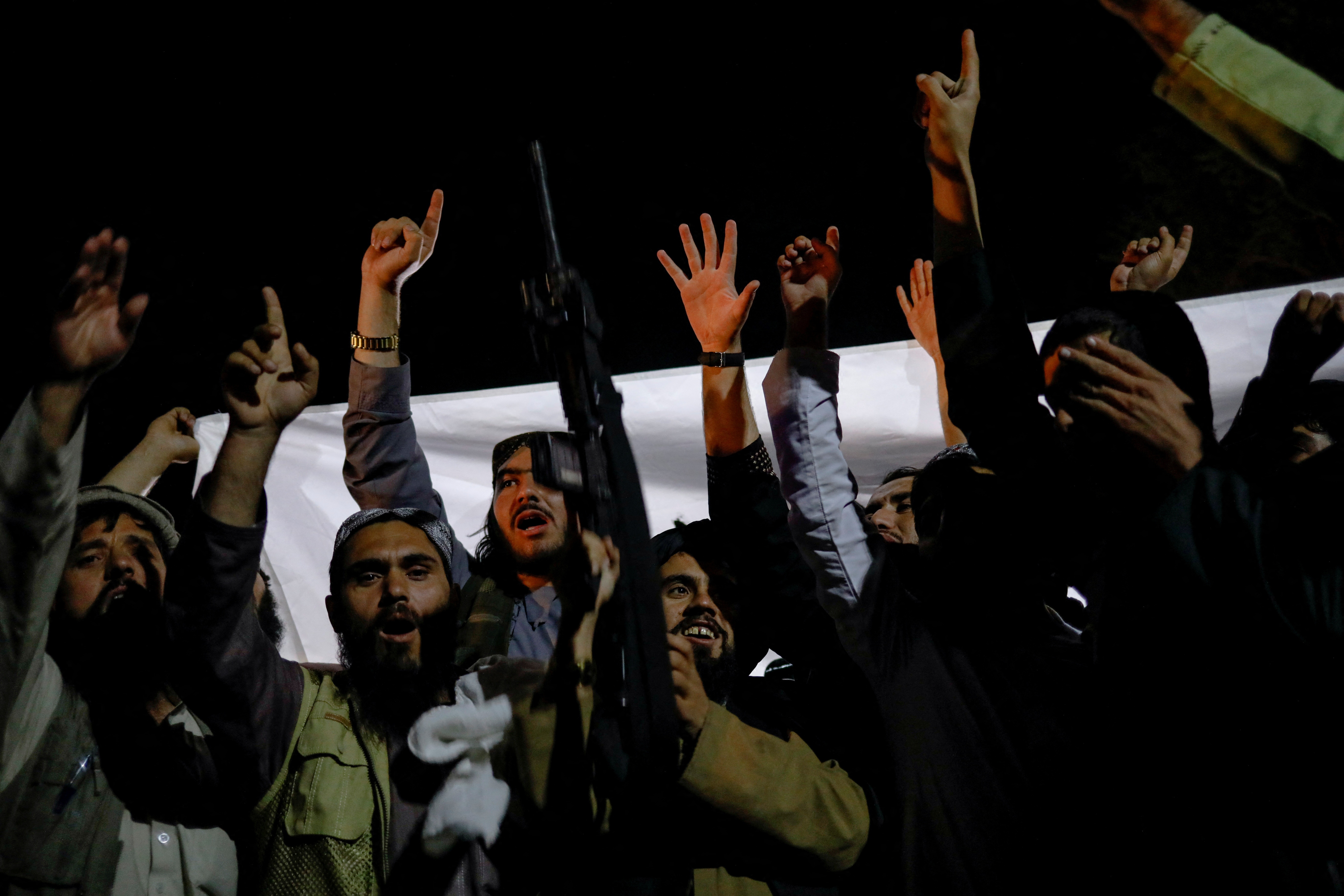 My rut quan khoi taliban anh 4