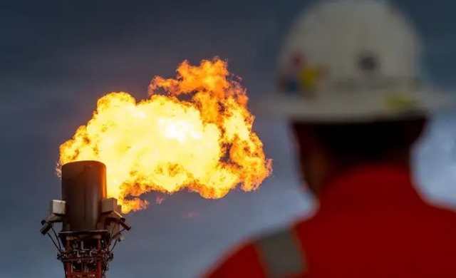 Chau Au loay hoay khi Nga cat khi dot hinh anh