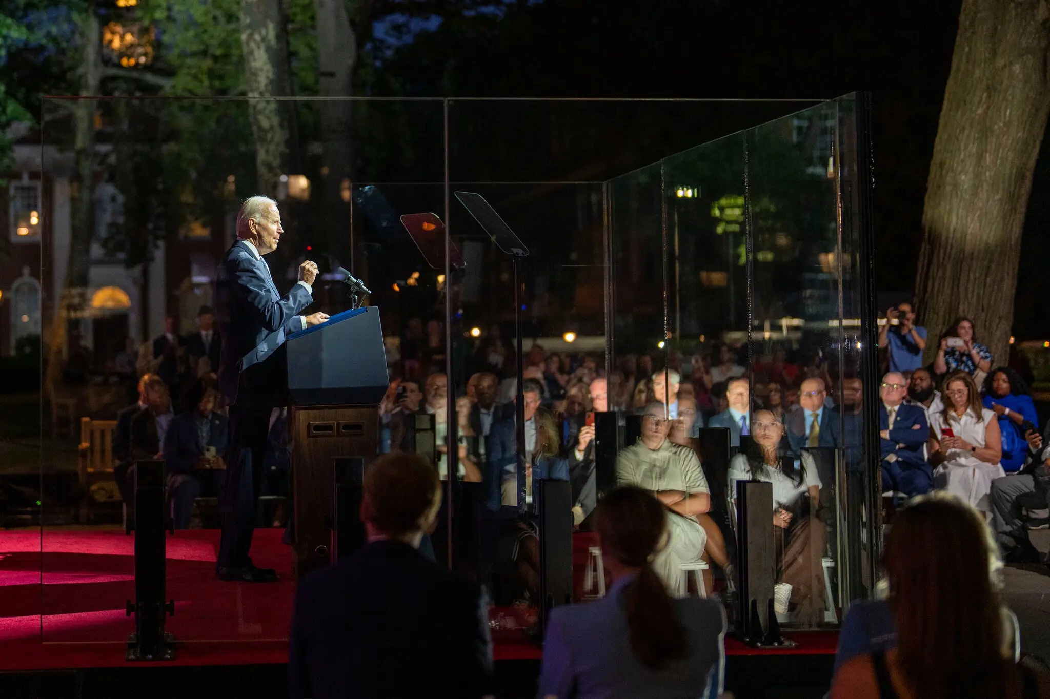 bau cu My giua ky anh 2