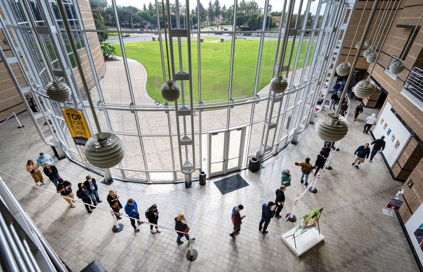 bau cu giua ky anh 11