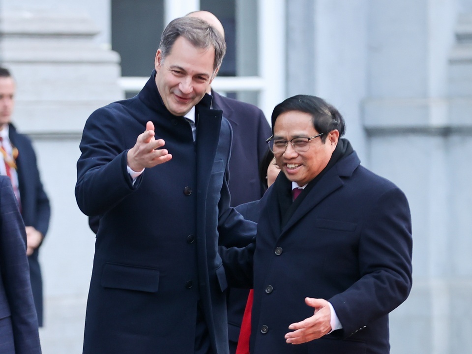 Thu tuong hoat dong 'nhu con thoi' trong chuyen tham, lam viec tai Bi hinh anh