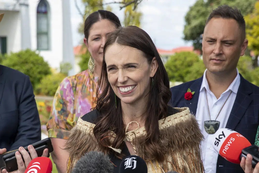 Ba Ardern xuat hien lan cuoi trong tu cach thu tuong New Zealand hinh anh