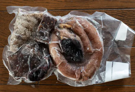 Mot mau thit ca heo Nhat Ban chua thuy ngan gap 100 lan muc an toan hinh anh