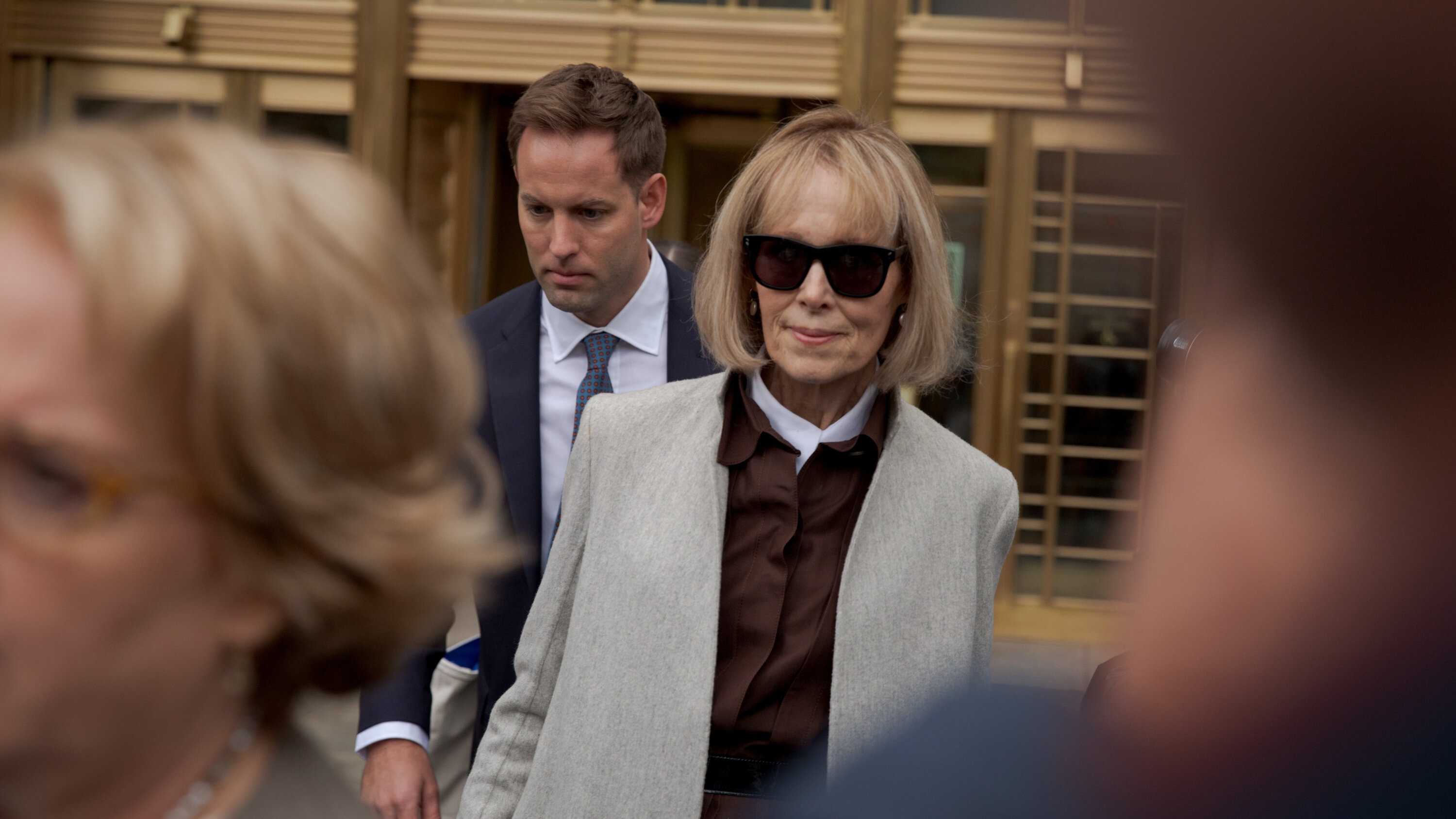 cao buoc ong trump anh 1