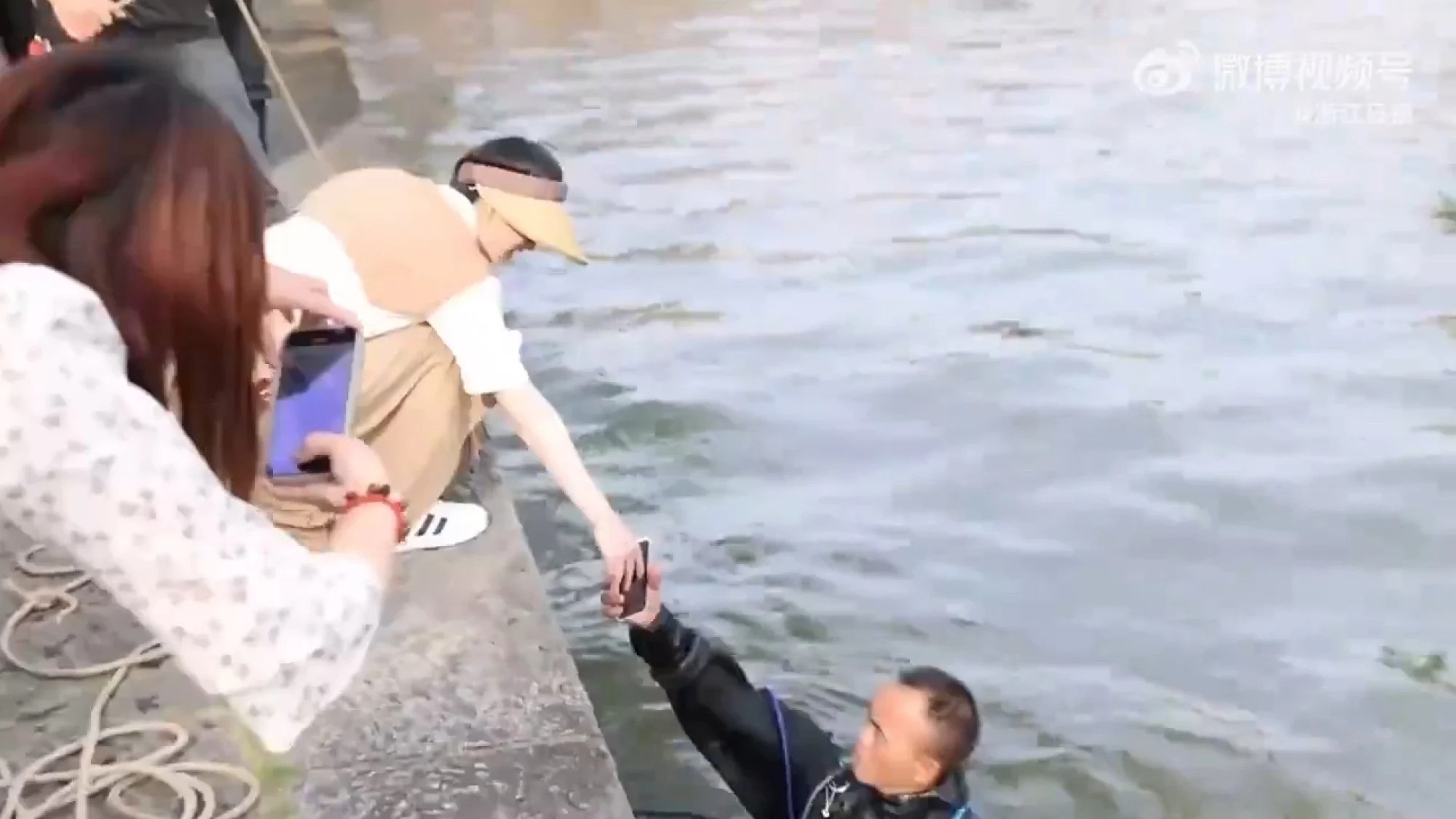 cong viec o Trung Quoc anh 1